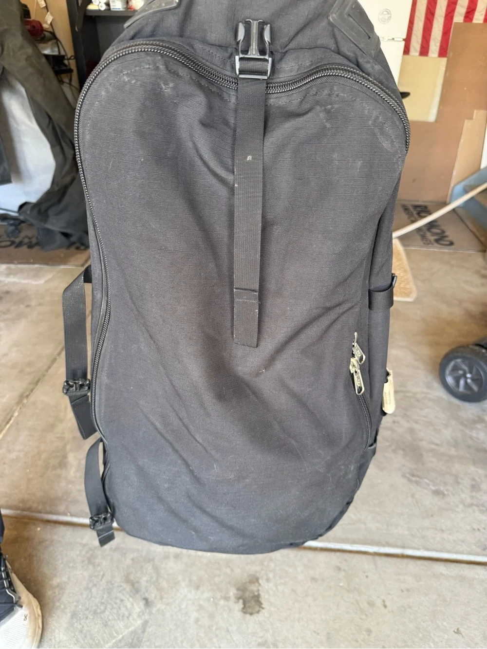 REI Grand Tour Adventure Back Pack - Picture 6 of 6